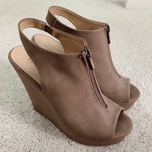 Chinese Laundry Platform Wedges